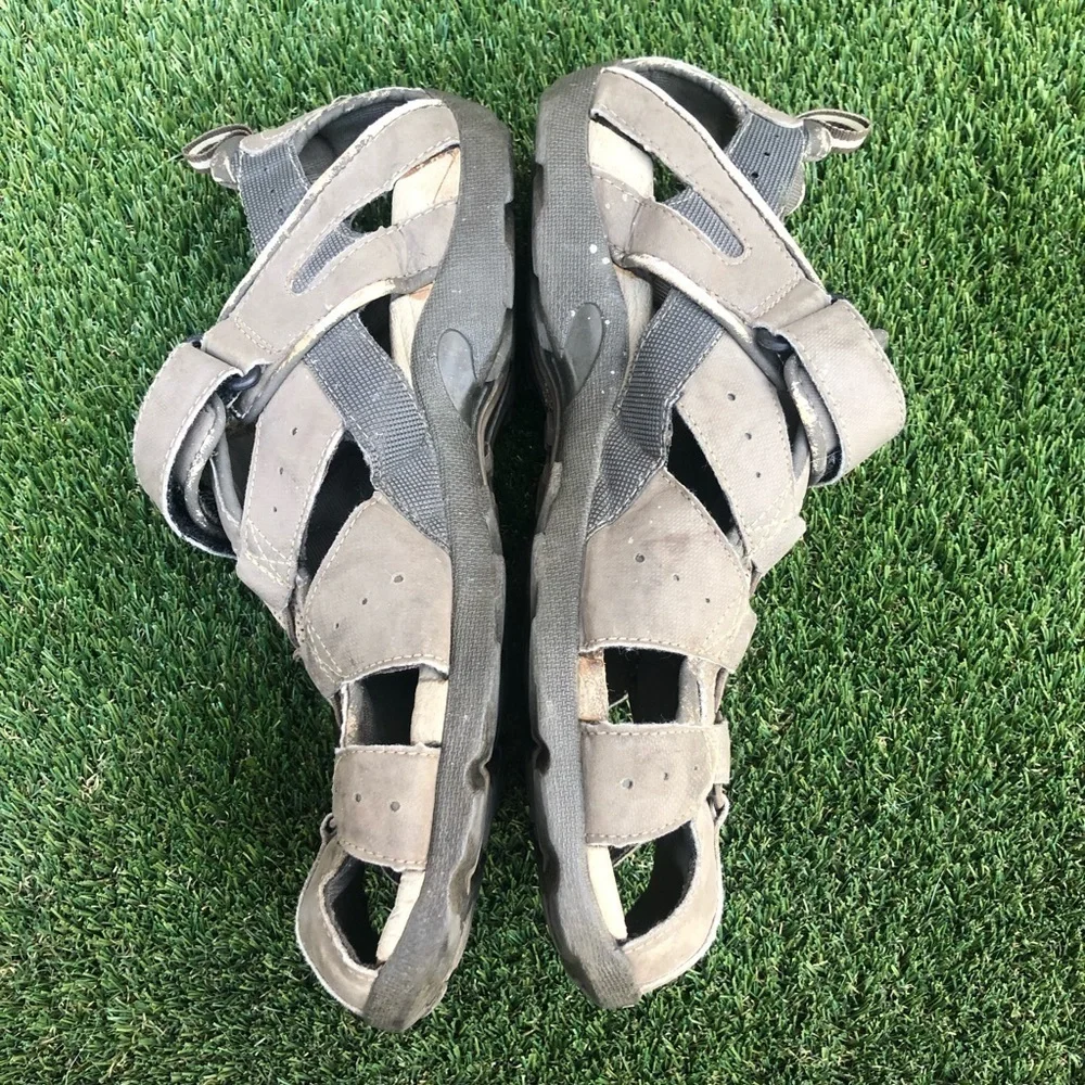 Teva open caged